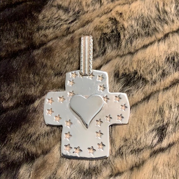 Jewelry - Grady Alexander sterling silver cross. #A192